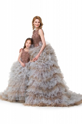 Ball Gown Sleeveless Court Train Embroidery Tulle Mother Daughter Dresses_8
