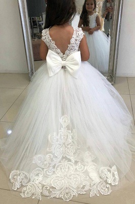 V Back Long Lace and Tulle White Flower Girl Dress with Bow_2